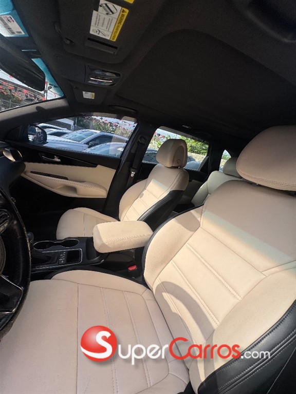 2016 Kia Sorento SXL — foto 10 / 12
