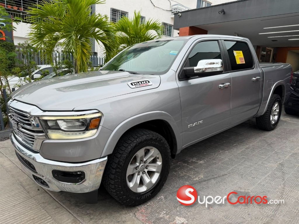 2022 Ram 1500 Laramie Crew Cab — foto 3 / 12