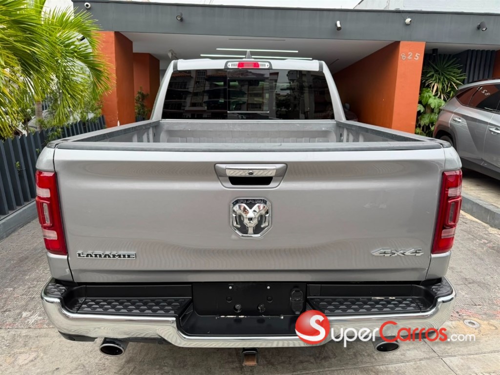 2022 Dodge Ram 1500 Laramie — foto 11 / 12