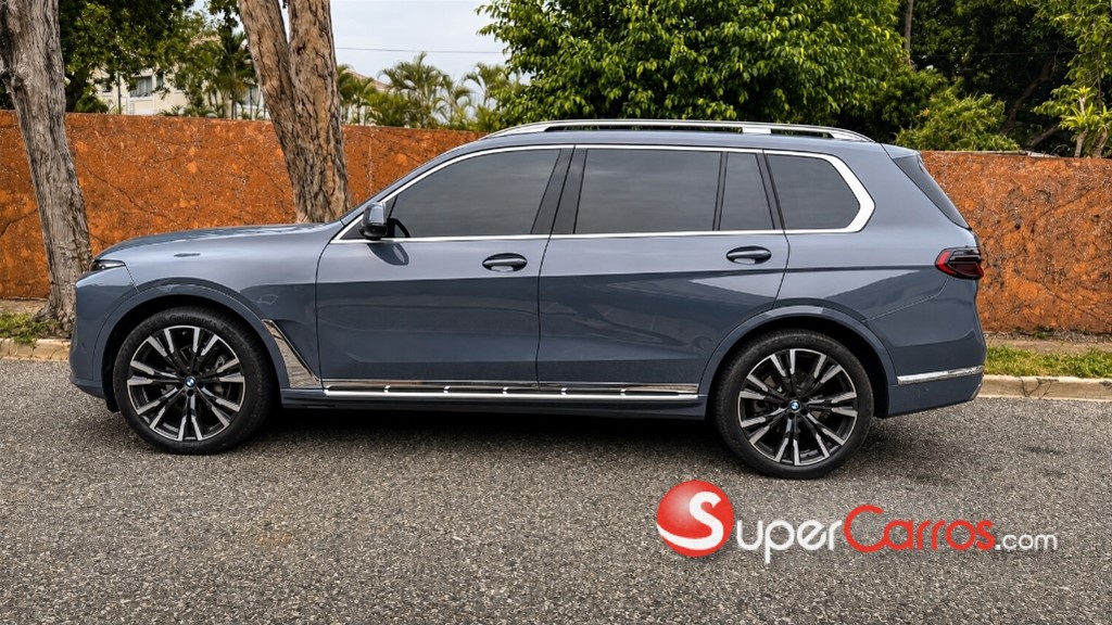 2024 BMW X 7 XDRIVE 40i — foto 4 / 8