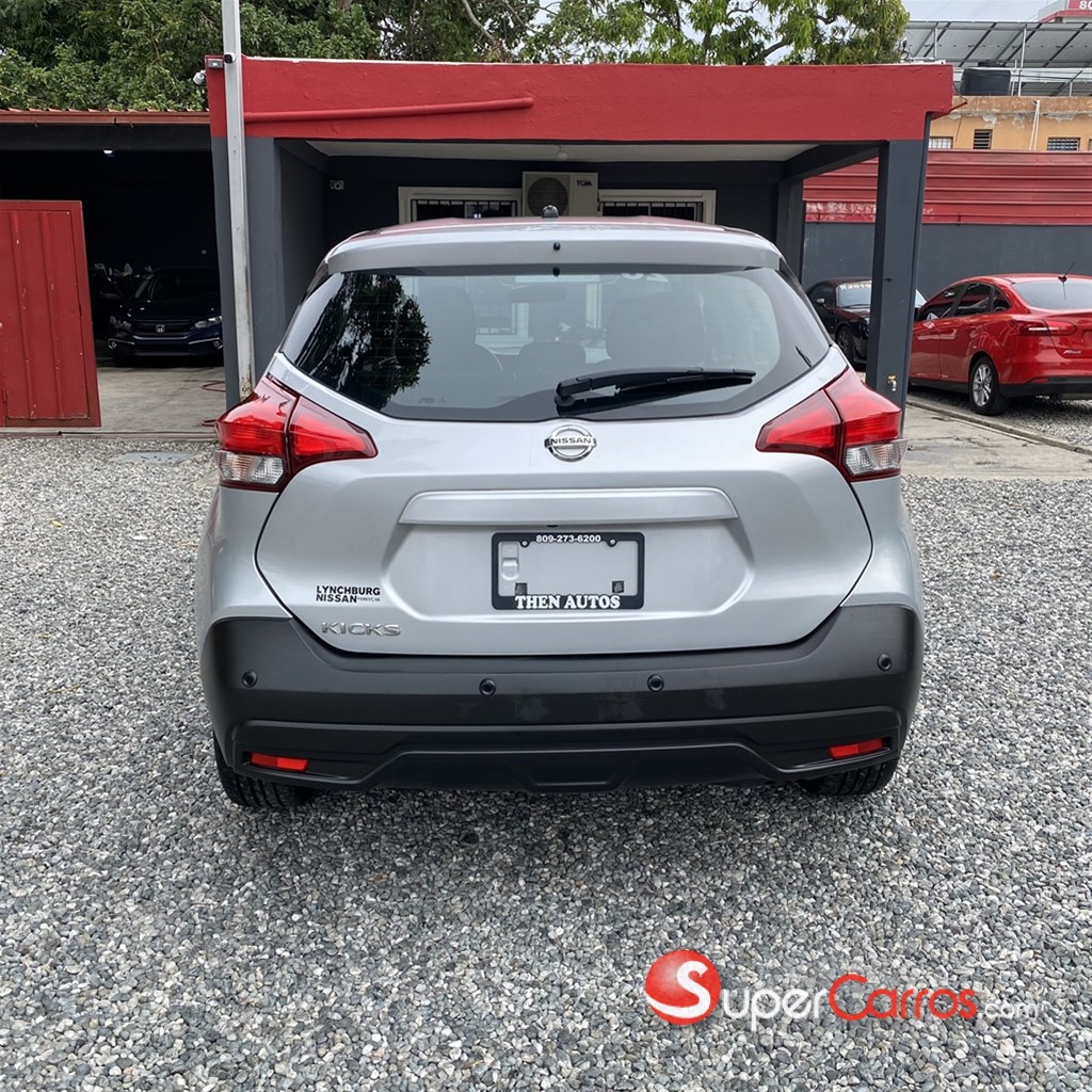 2020 Nissan Kicks S — foto 5 / 12