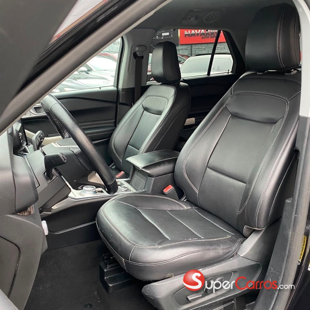 2021 Ford Explorer Limited — foto 8 / 12
