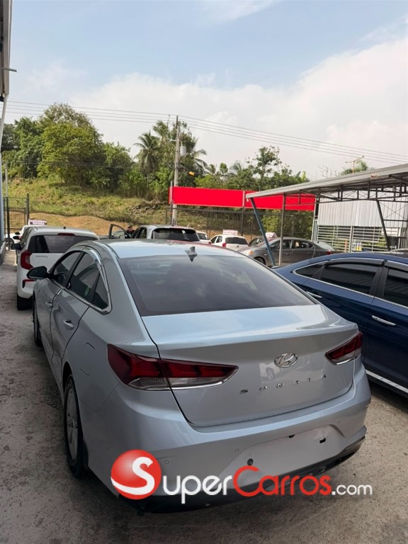 2020 Hyundai Sonata New Rise — foto 8 / 12