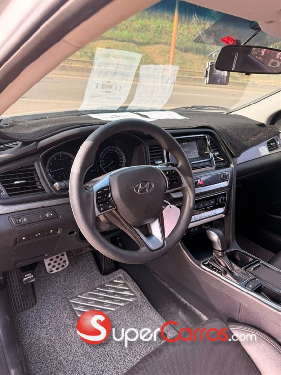 2020 Hyundai Sonata New Rise — foto 11 / 12
