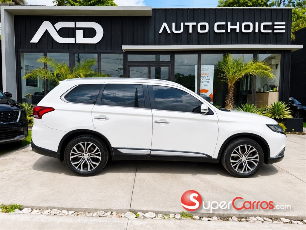 2017 Mitsubishi Motors Outlander — foto 5 / 12