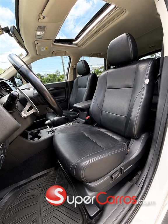 2017 Mitsubishi Motors Outlander — foto 7 / 12