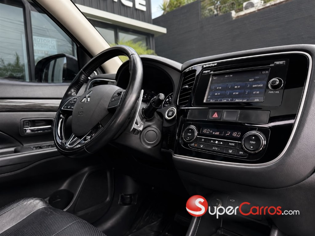 2017 Mitsubishi Motors Outlander — foto 10 / 12