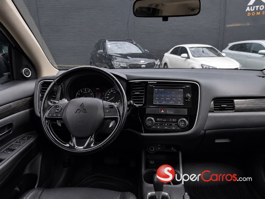 2017 Mitsubishi Motors Outlander — foto 11 / 12