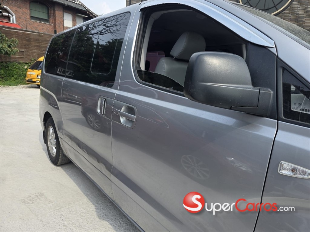 2021 Hyundai Grand Starex — foto 4 / 11