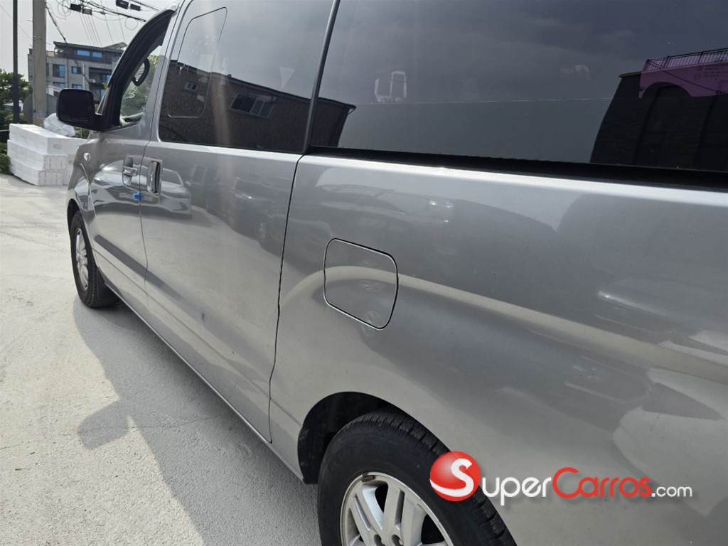 2021 Hyundai Grand Starex — foto 7 / 11