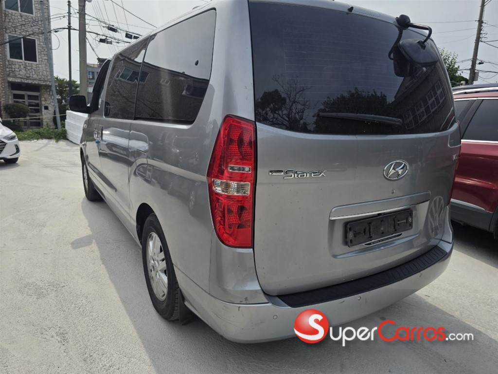 2021 Hyundai Grand Starex — foto 8 / 11
