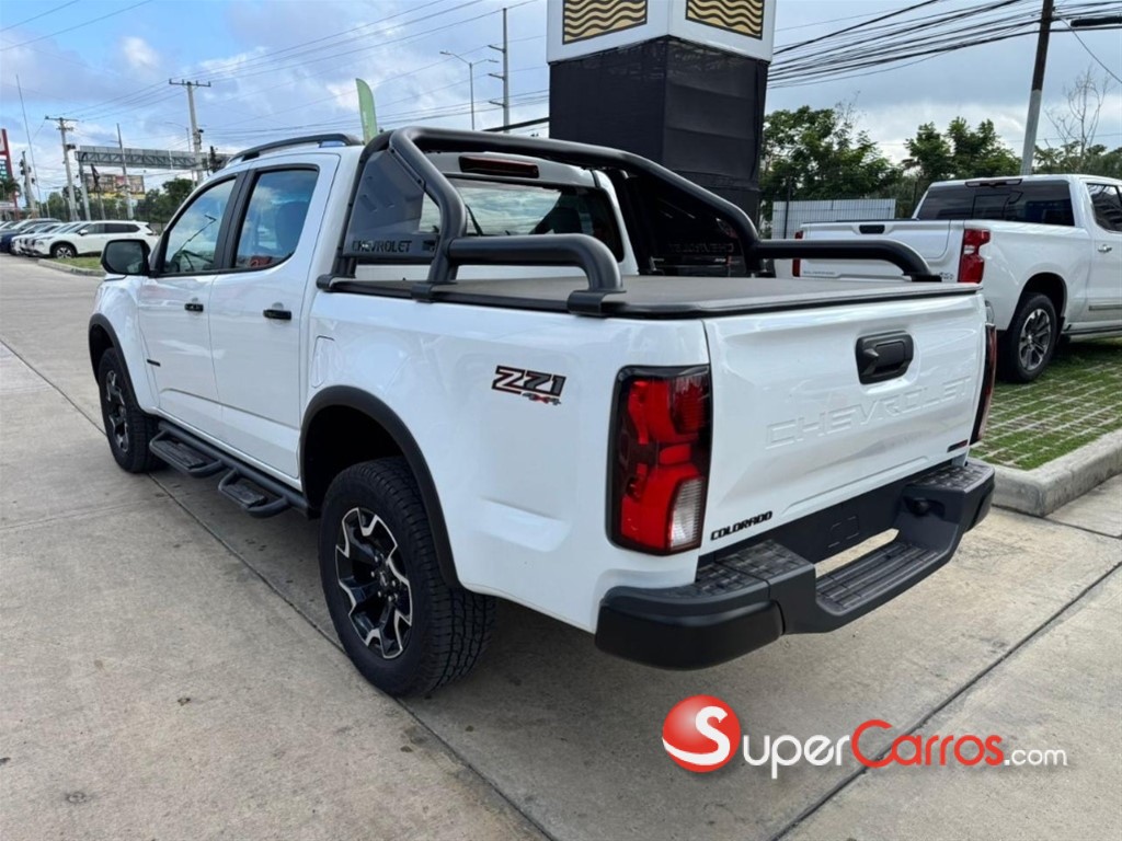 2026 Chevrolet Colorado Z71 — foto 3 / 7