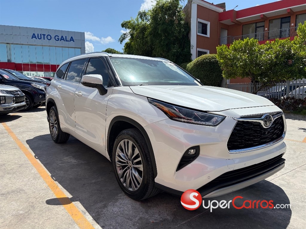 2021 Toyota Highlander Limited Platinum — foto 7 / 12