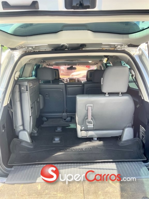 2012 Toyota Land Cruiser VXL — foto 4 / 12