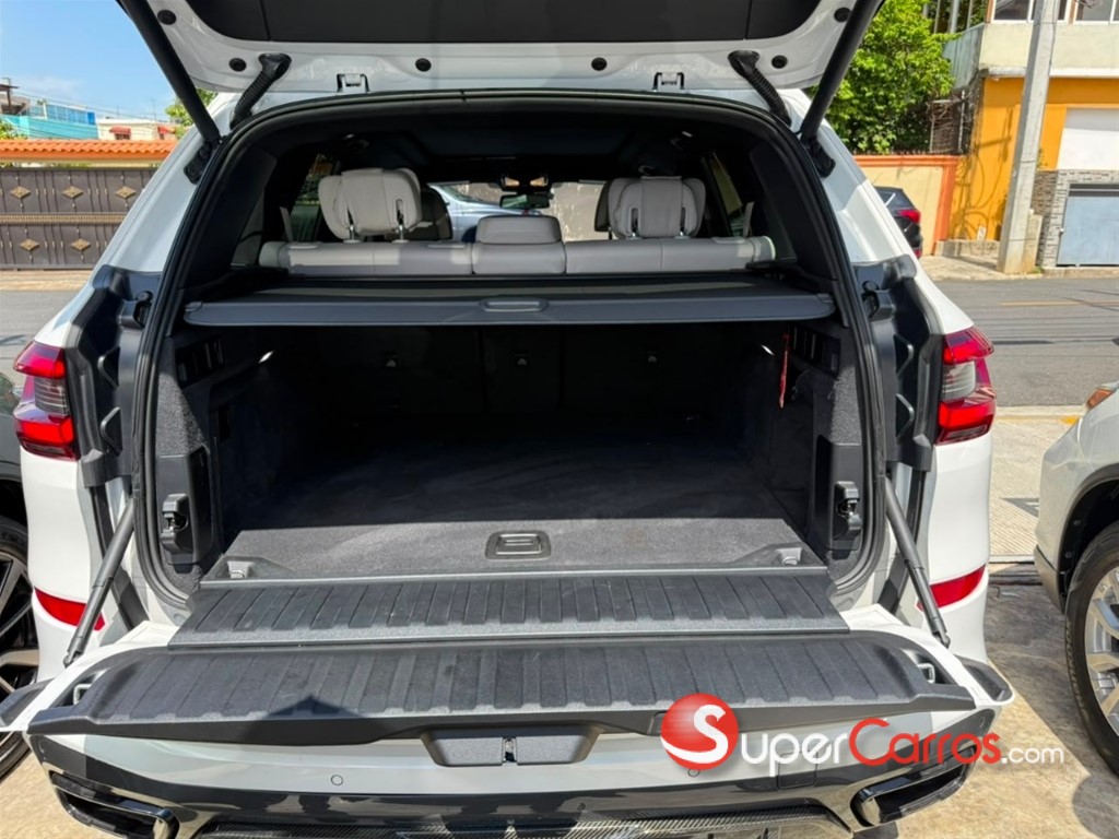 2019 BMW X 5 XDRIVE 50i — foto 5 / 10