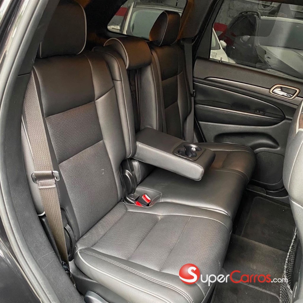 2014 Jeep Grand Cherokee Laredo 4x4 — foto 6 / 12