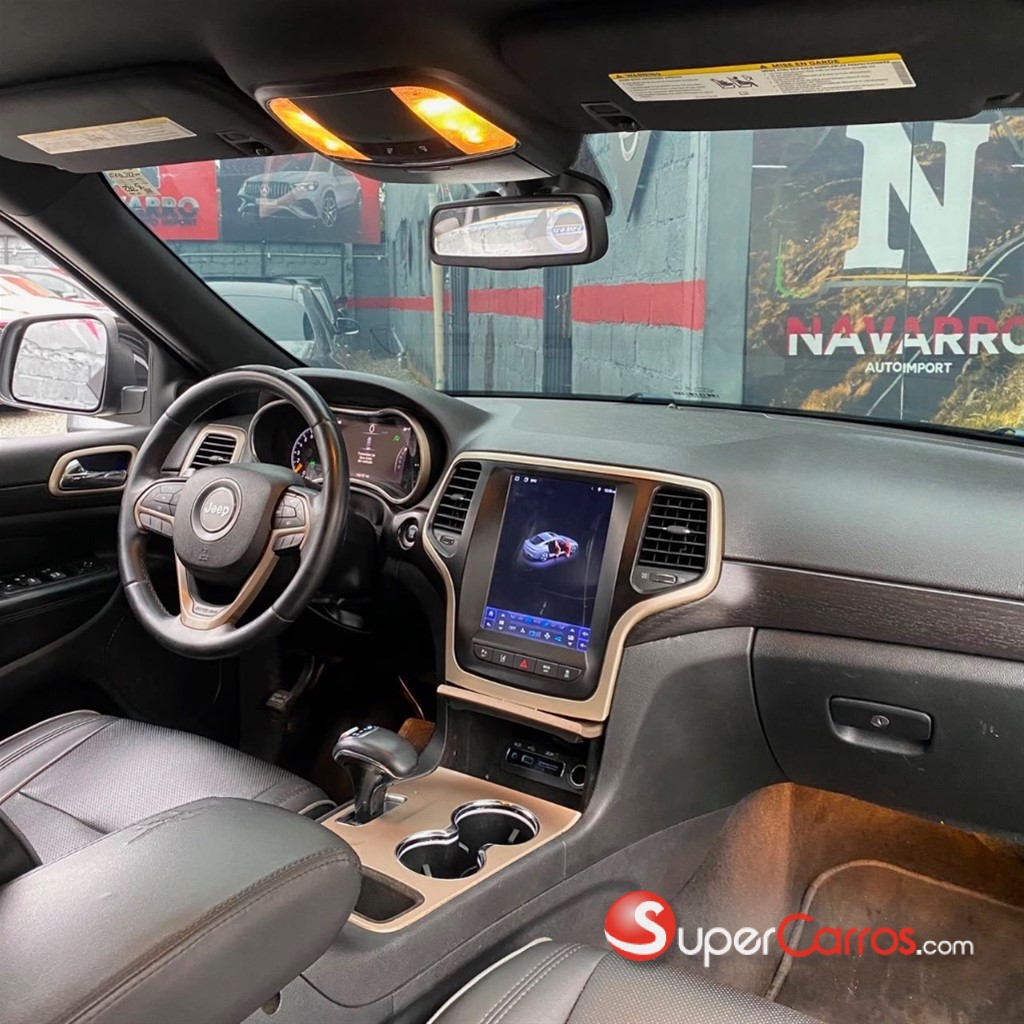 2014 Jeep Grand Cherokee Laredo 4x4 — foto 12 / 12