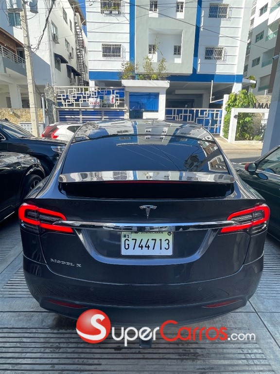 2020 Tesla Model X Long Range — foto 5 / 8