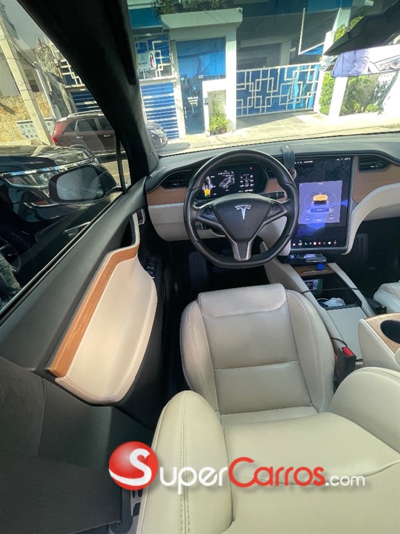2020 Tesla Model X Long Range — foto 8 / 8