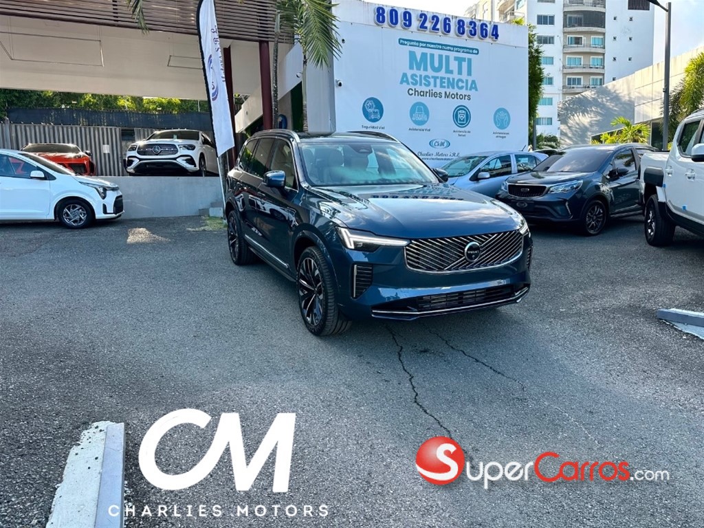 2026 Volvo XC90 Plus T8 — foto 2 / 9