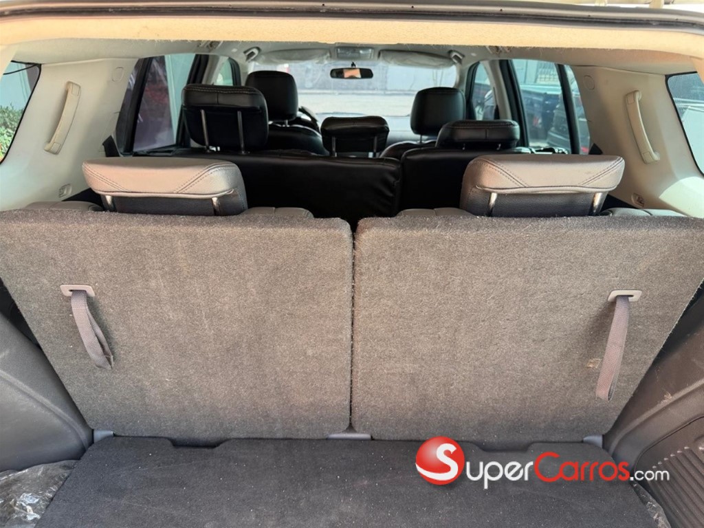 2015 Isuzu Mux — foto 6 / 12