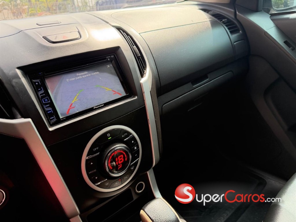 2015 Isuzu Mux — foto 12 / 12