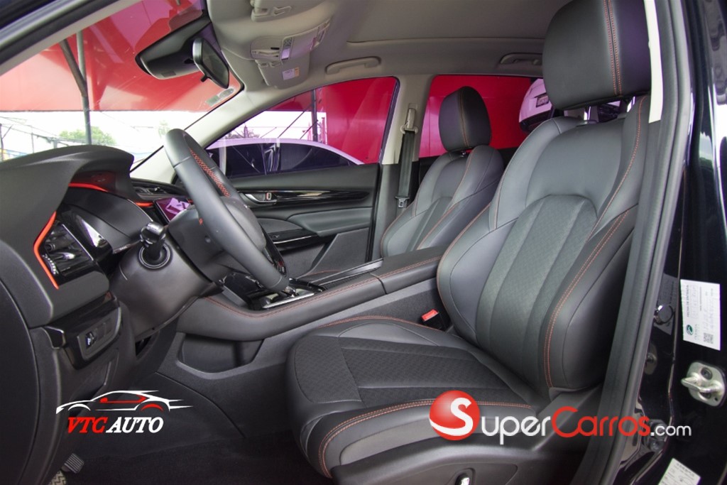 2024 Dongfeng AX7 — foto 6 / 8