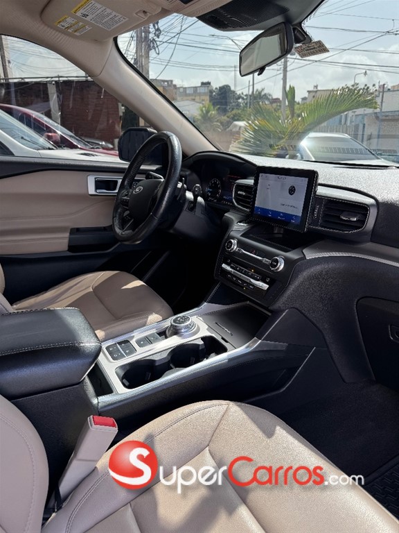 2020 Ford Explorer XLT — foto 6 / 10