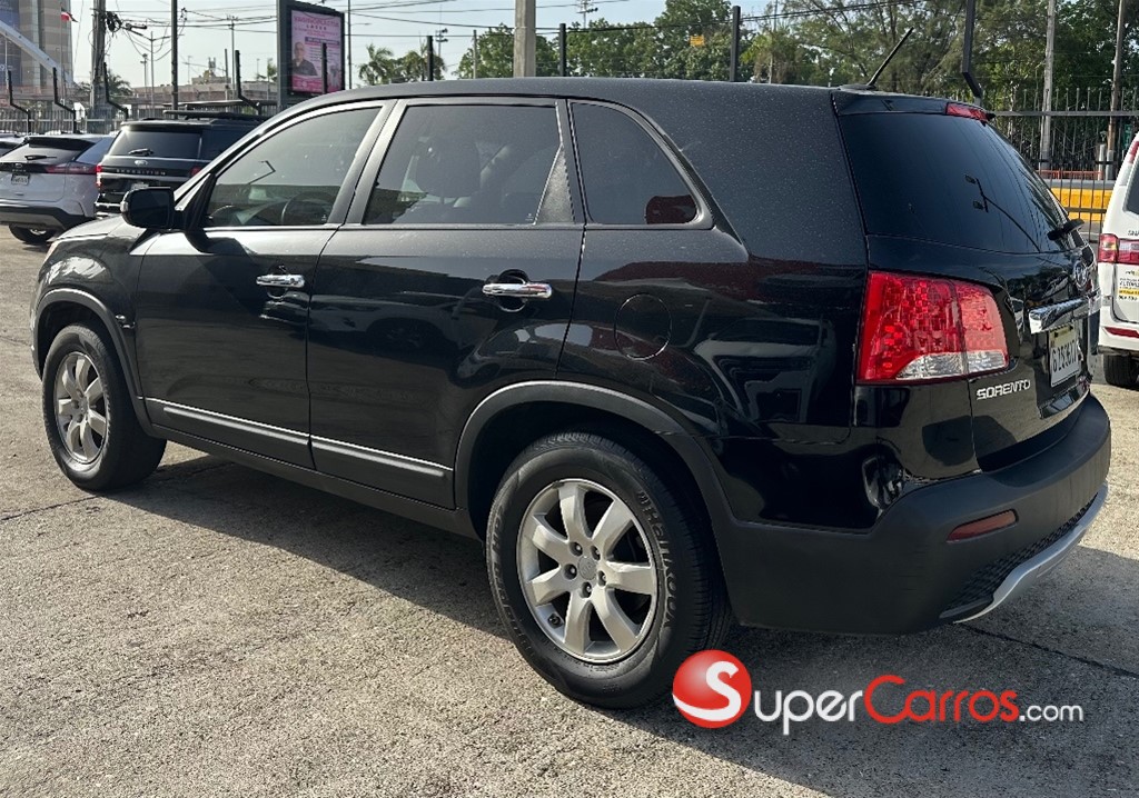 2013 Kia Sorento LX — foto 7 / 11