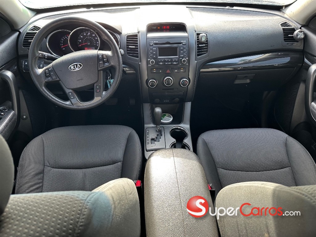 2013 Kia Sorento LX — foto 9 / 11