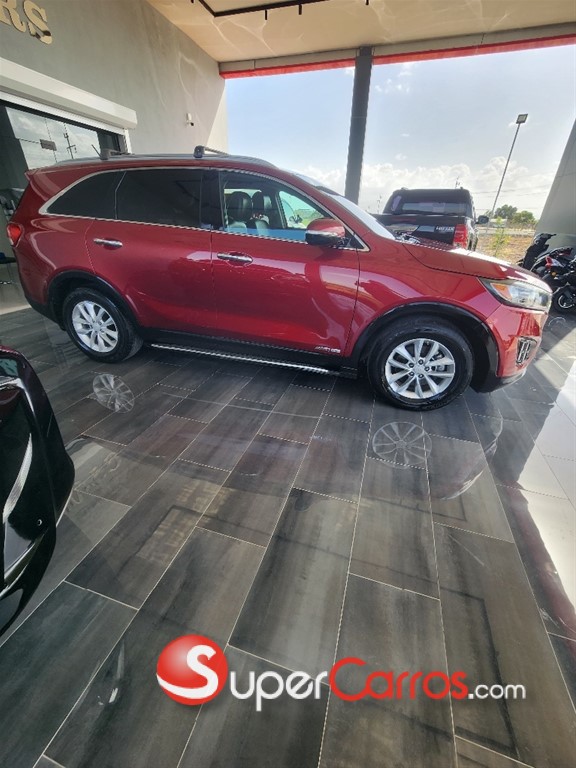 2017 Kia Sorento LX — foto 2 / 12