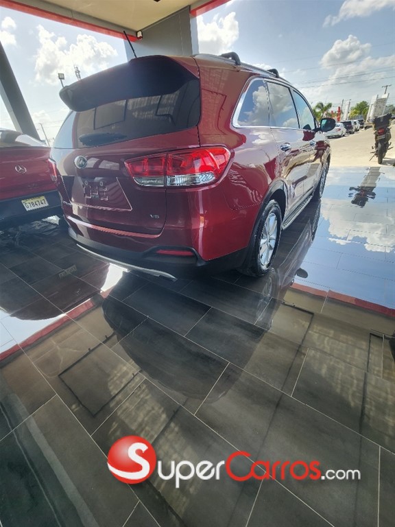 2017 Kia Sorento LX — foto 6 / 12