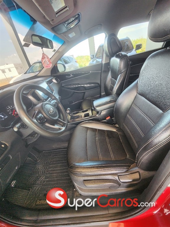 2017 Kia Sorento LX — foto 8 / 12