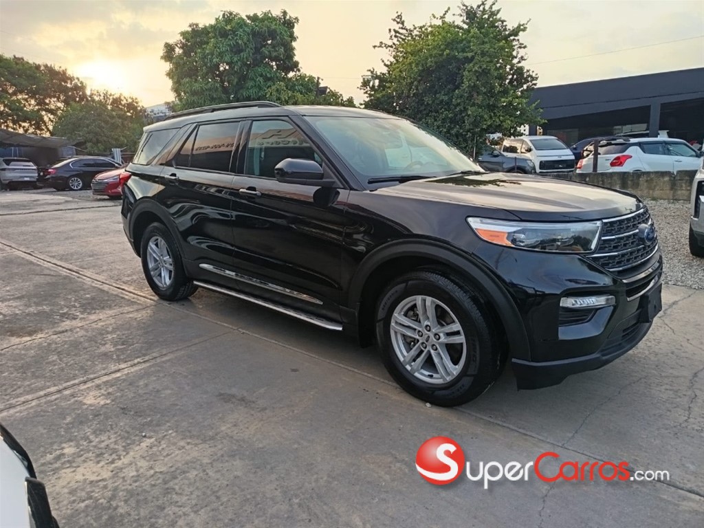 2021 Ford Explorer XLT — foto 3 / 12