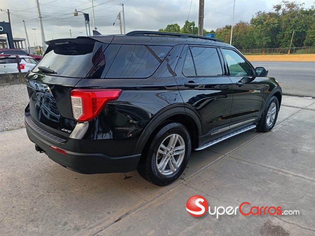 2021 Ford Explorer XLT — foto 4 / 12