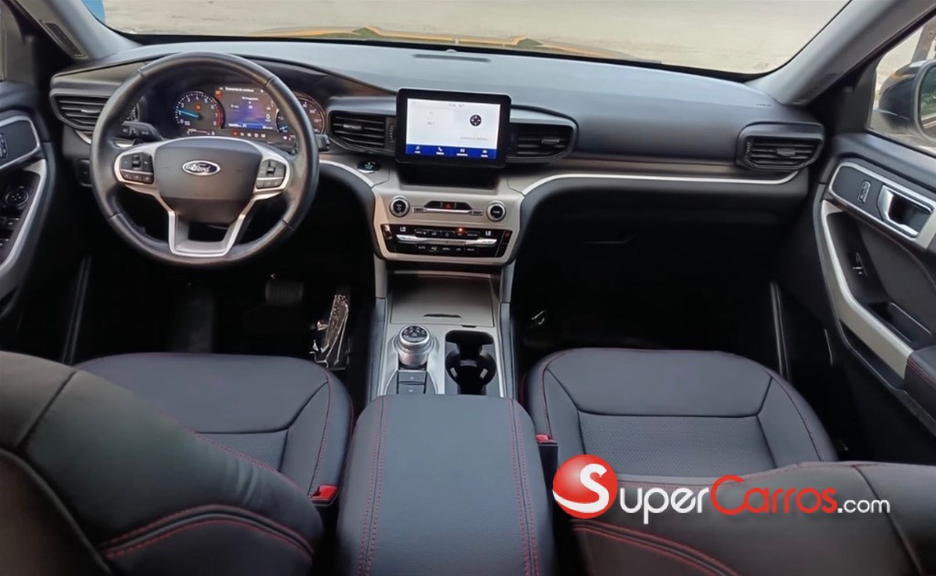 2021 Ford Explorer XLT — foto 10 / 12