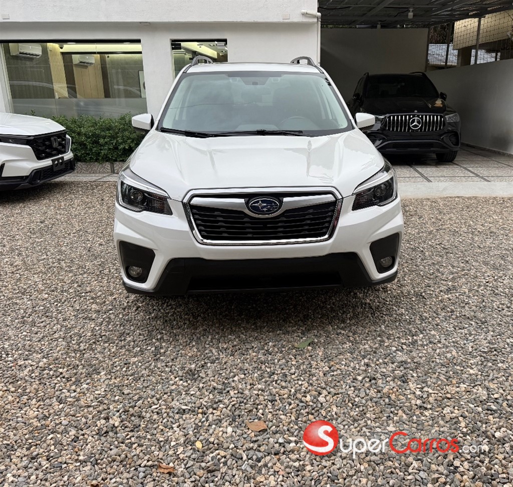 2021 Subaru Forester Premium — foto 1 / 9
