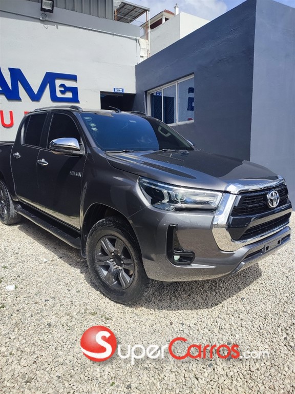 2022 Toyota Hilux SRV — foto 2 / 11