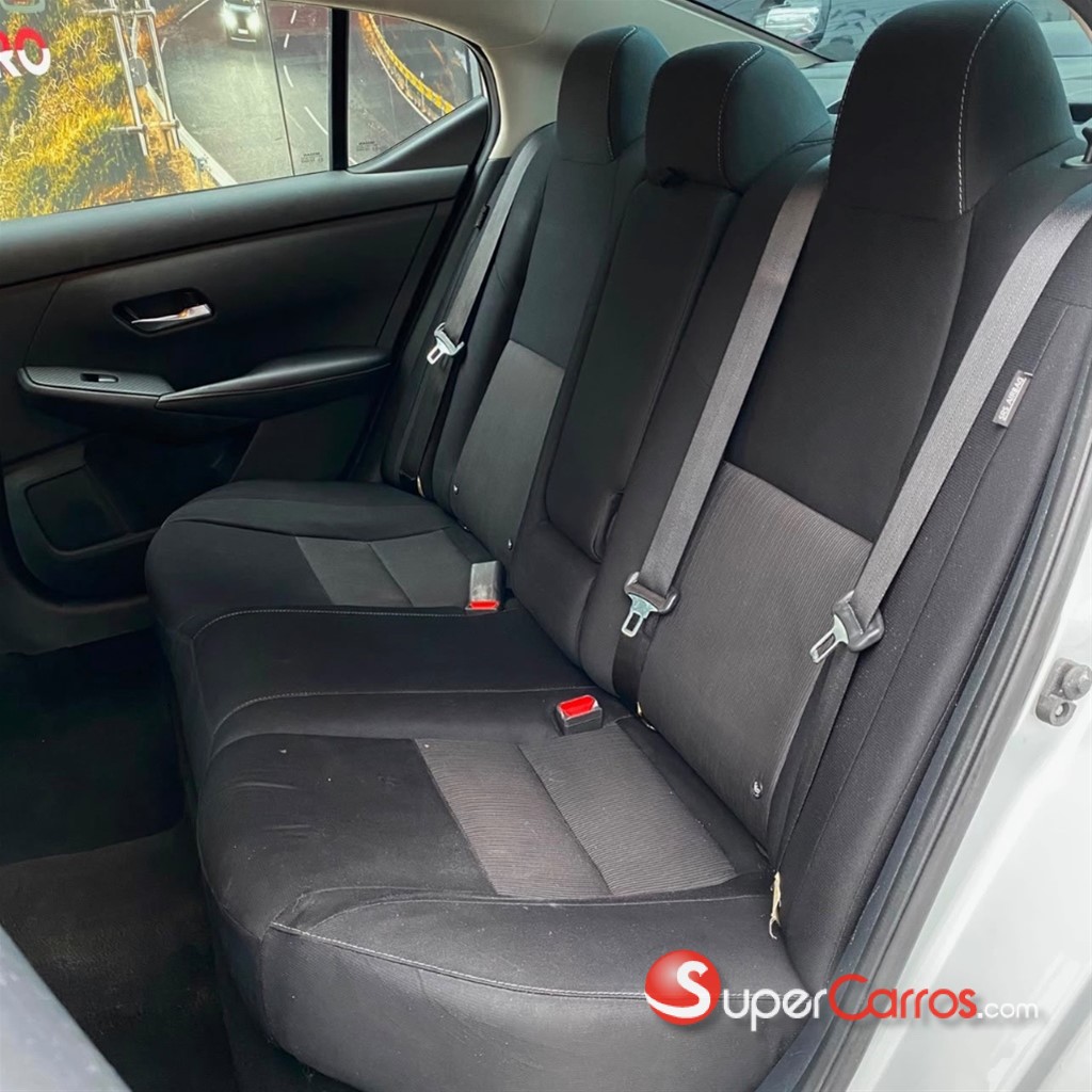 2021 Nissan Sentra SV — foto 6 / 11