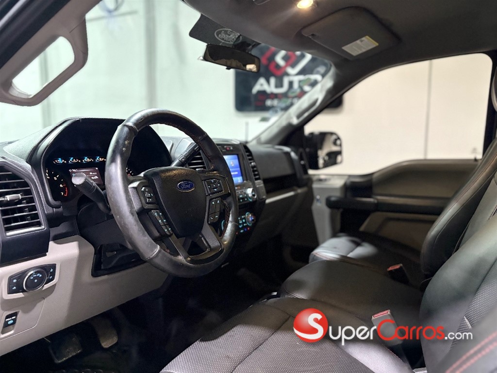 2017 Ford F 150 XLT — foto 7 / 10