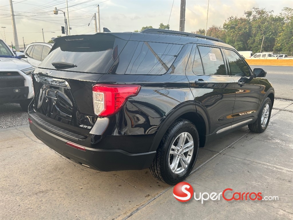 2022 Ford Explorer XLT — foto 4 / 12