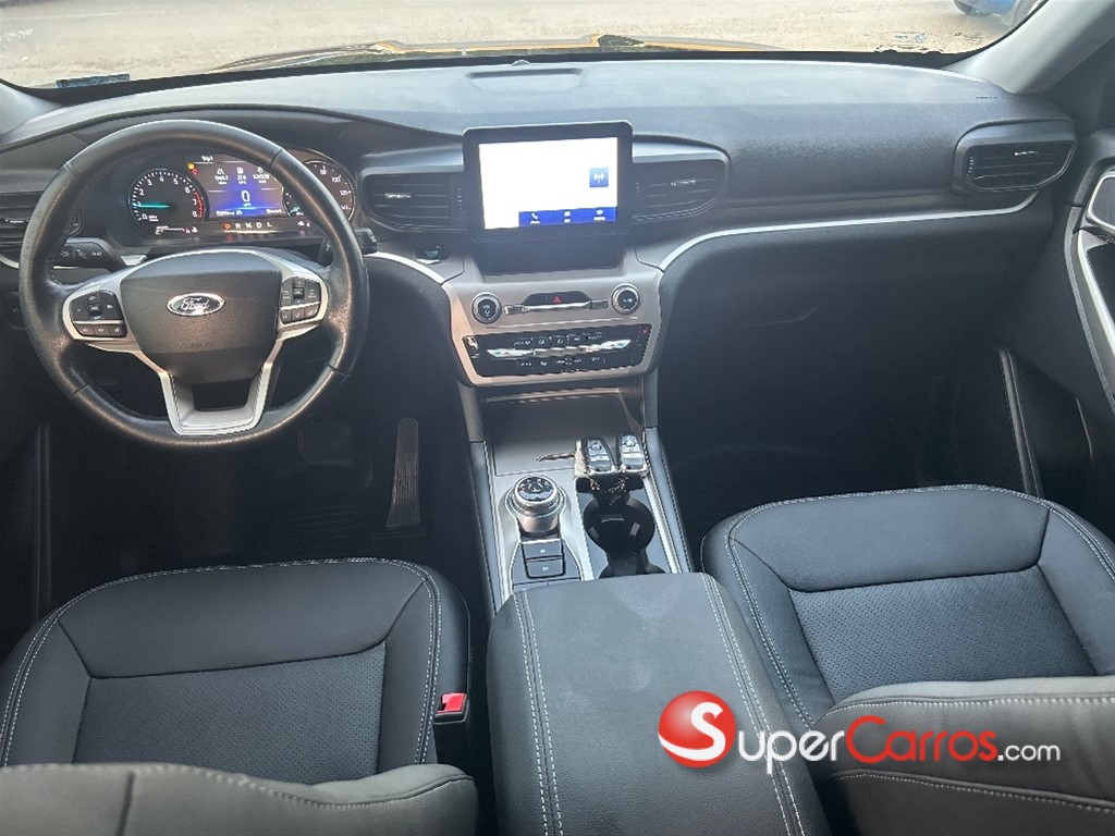 2022 Ford Explorer XLT — foto 8 / 12