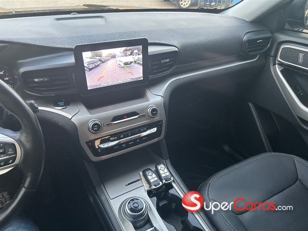 2022 Ford Explorer XLT — foto 9 / 12