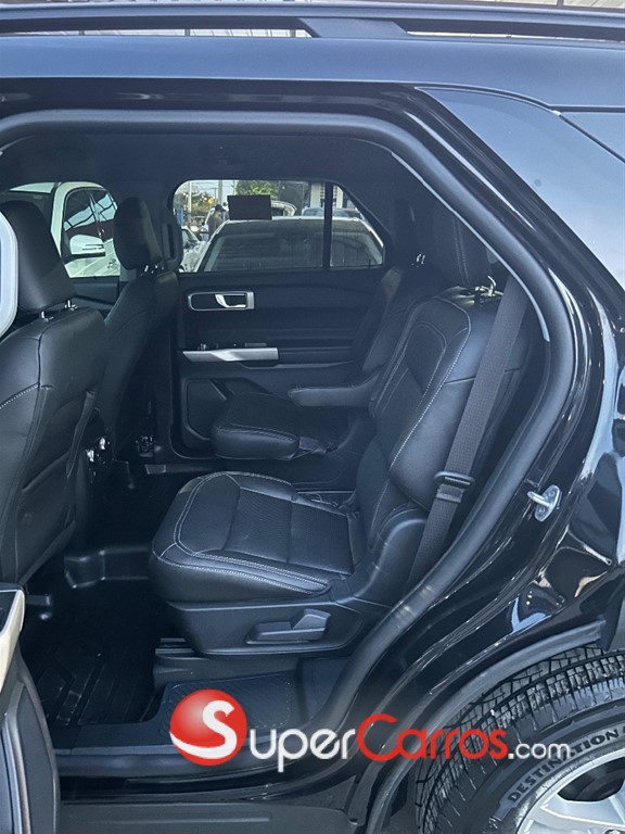 2022 Ford Explorer XLT — foto 11 / 12