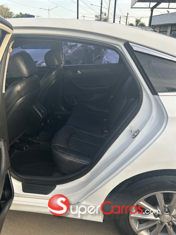 2018 Hyundai Sonata LF — foto 8 / 12