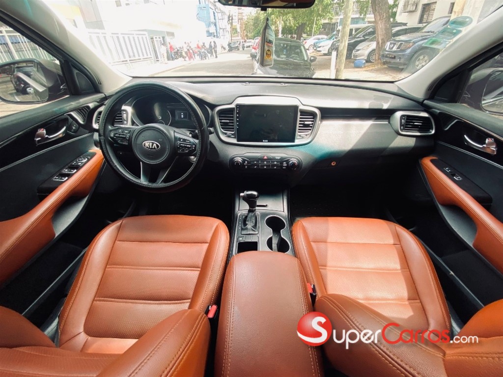 2017 Kia Sorento LX — foto 6 / 9