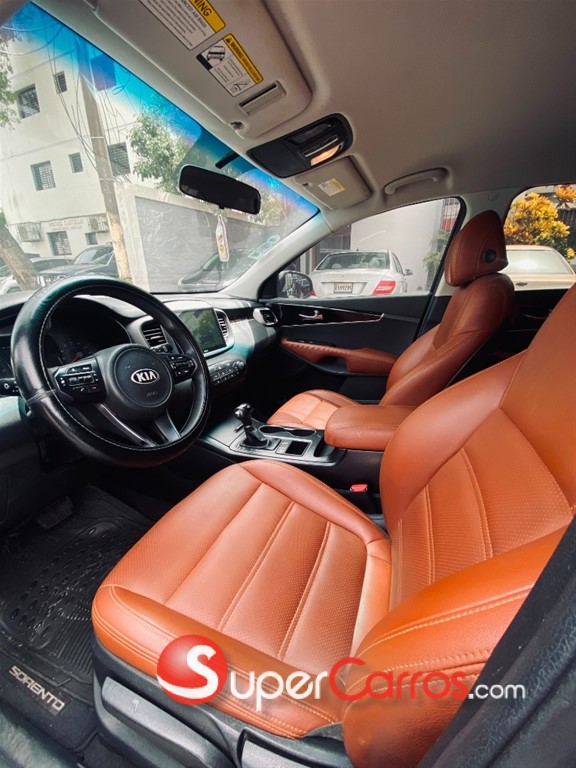 2017 Kia Sorento LX — foto 7 / 9