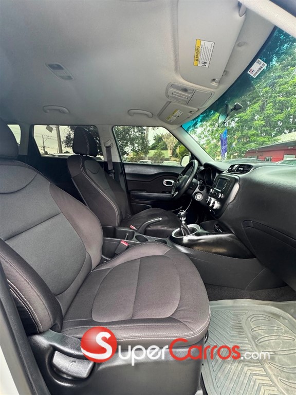 2019 Kia Soul — foto 8 / 11