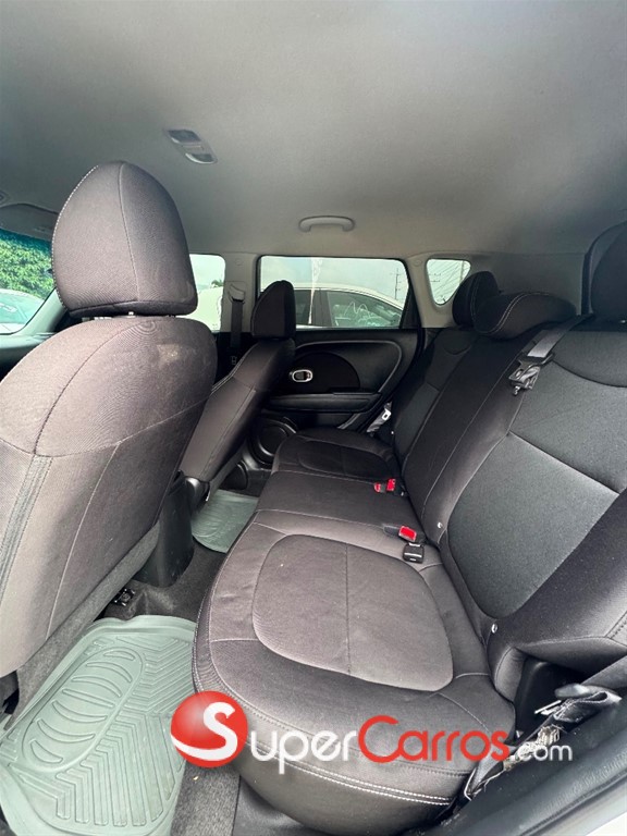 2019 Kia Soul — foto 9 / 11