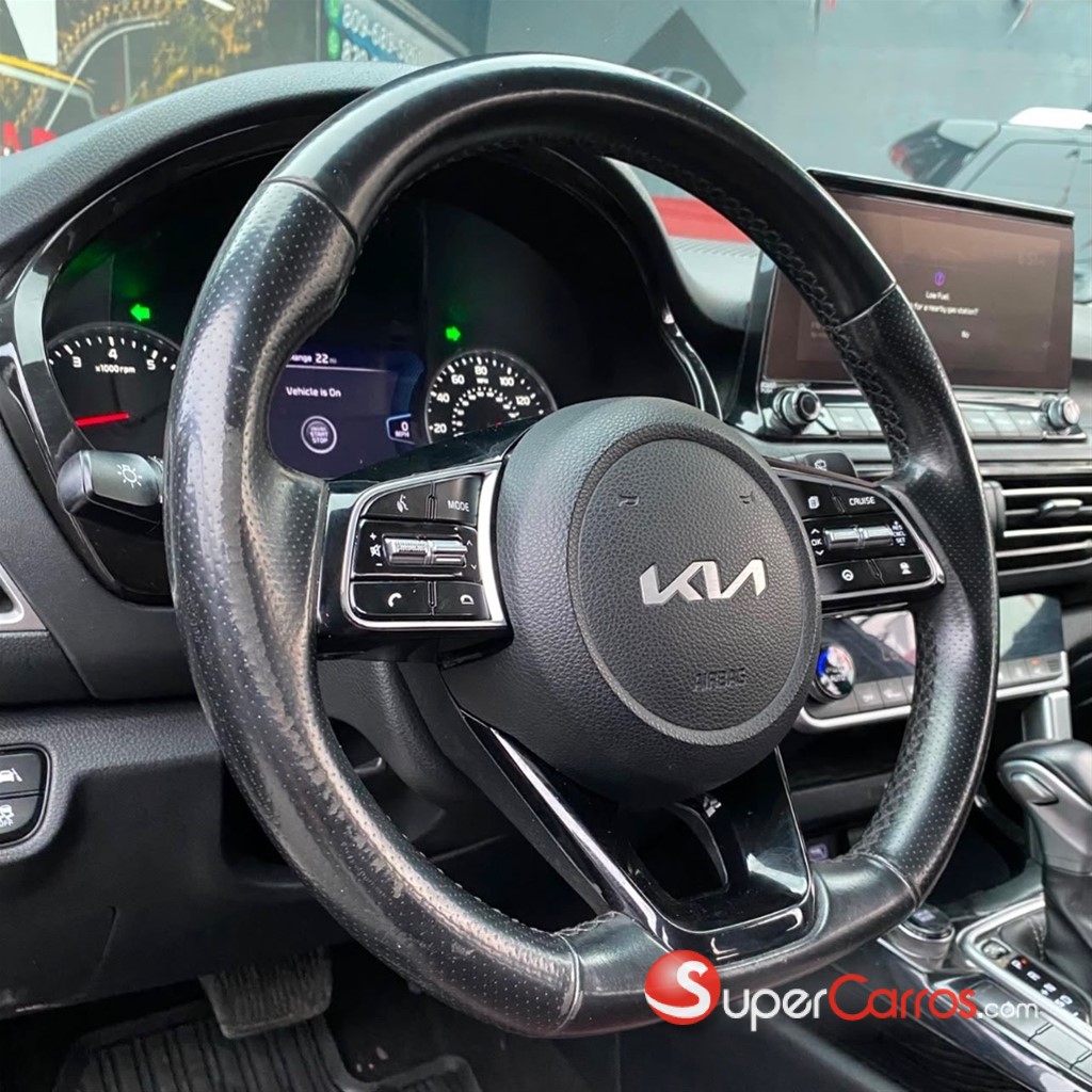 2022 Kia Seltos SX — foto 8 / 12